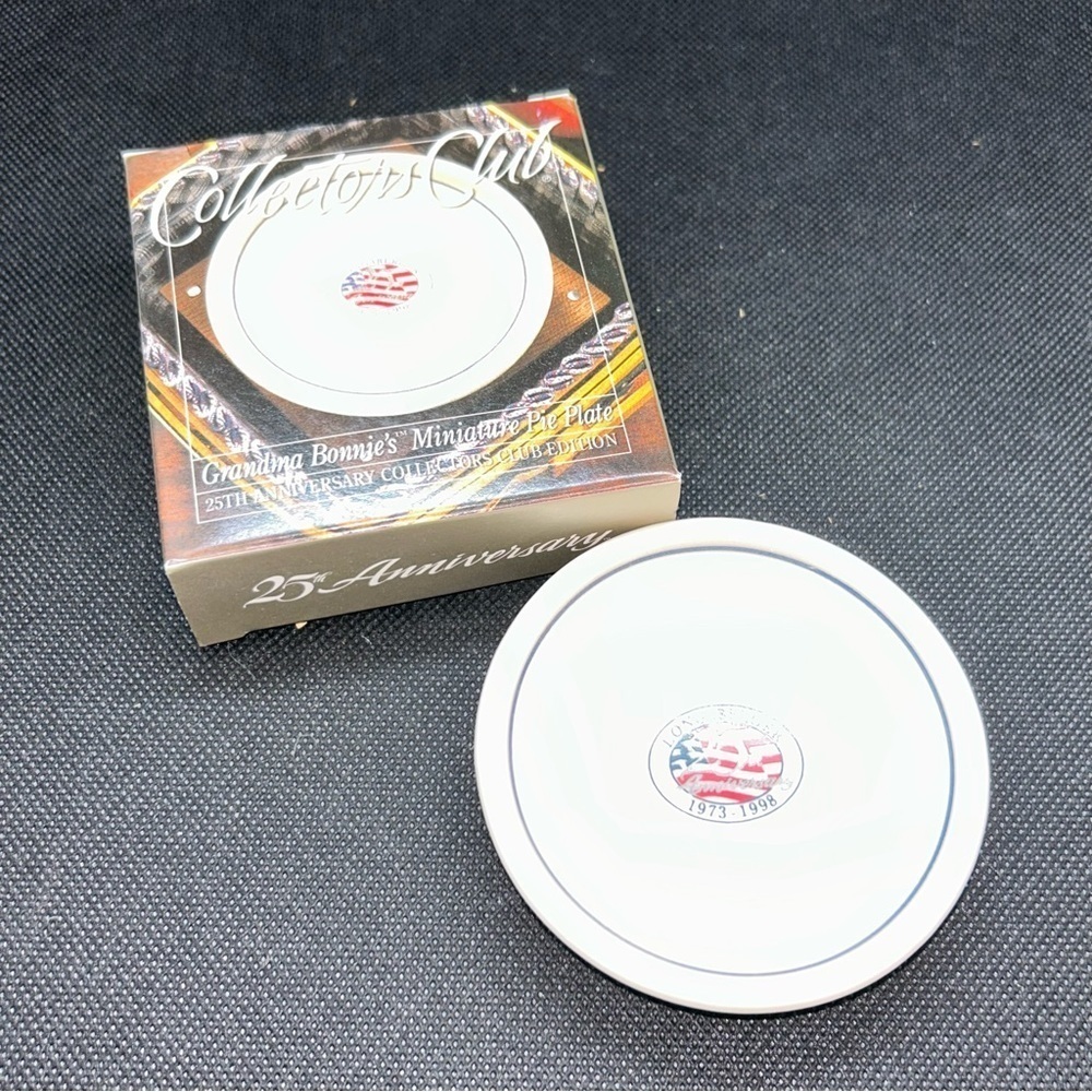 Longaberger Collector’s Club 25th Anniversary Grandma Bonnie’s mini pie plate